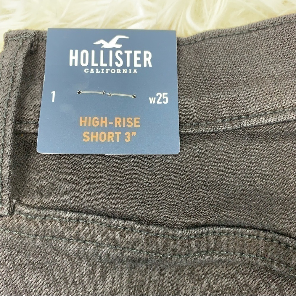 HOLLISTER High Rise Short Stretch 3” Distressed - Picture 7 of 8